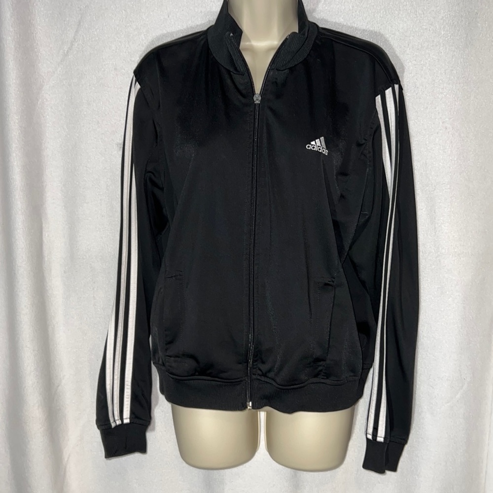 #171✅ Adidas jacket